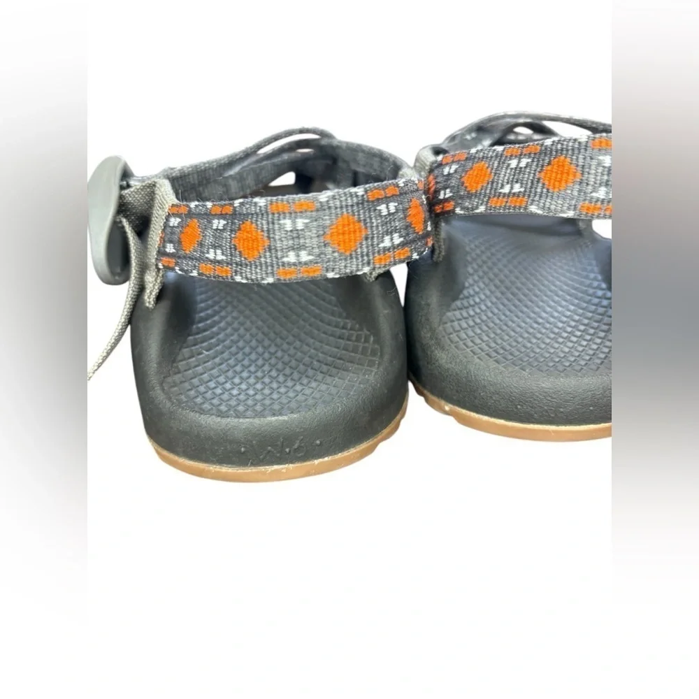 Chaco Women's Classic Creed Gray Orange Sport Outdoor Sandals Hiking Shoes sz 6